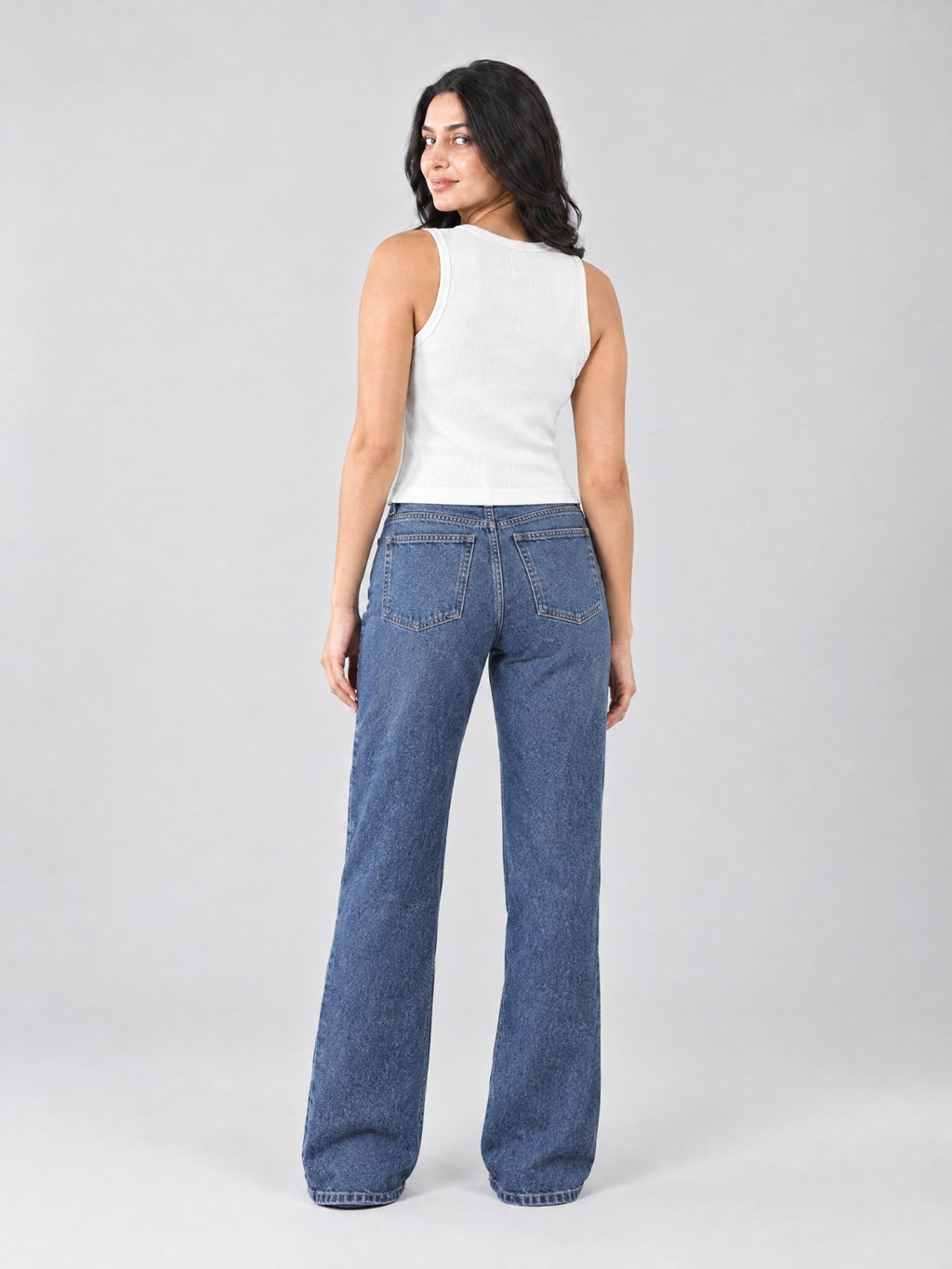 KMT — Sleeveless Basic Top